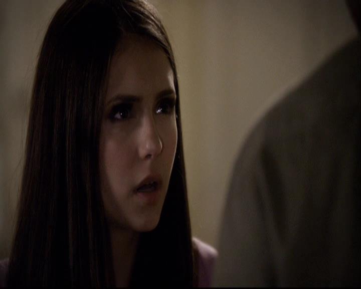 VampireDiariesWorld-dot-org_2x07Masquerade0758.jpg