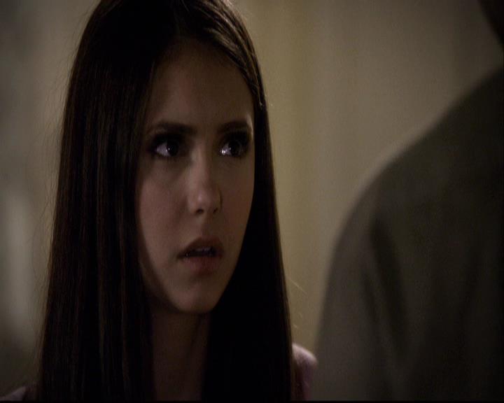 VampireDiariesWorld-dot-org_2x07Masquerade0769.jpg