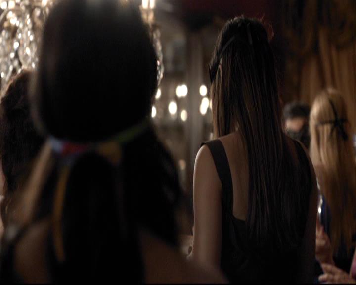 VampireDiariesWorld-dot-org_2x07Masquerade0787.jpg