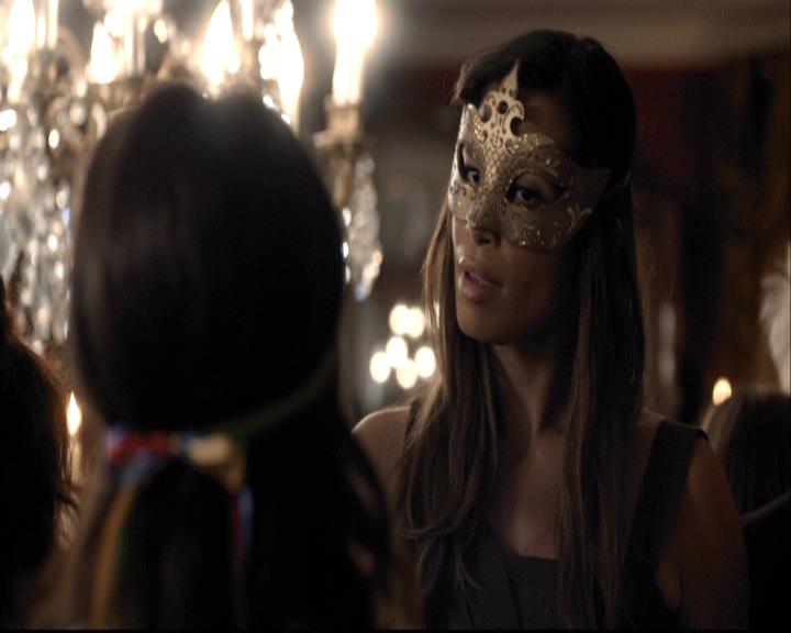 VampireDiariesWorld-dot-org_2x07Masquerade0791.jpg