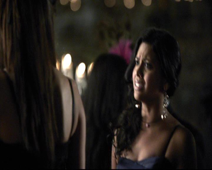 VampireDiariesWorld-dot-org_2x07Masquerade0895.jpg