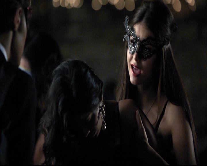 VampireDiariesWorld-dot-org_2x07Masquerade0914.jpg