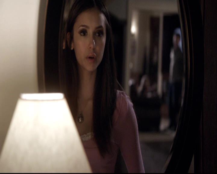 VampireDiariesWorld-dot-org_2x07Masquerade0927.jpg