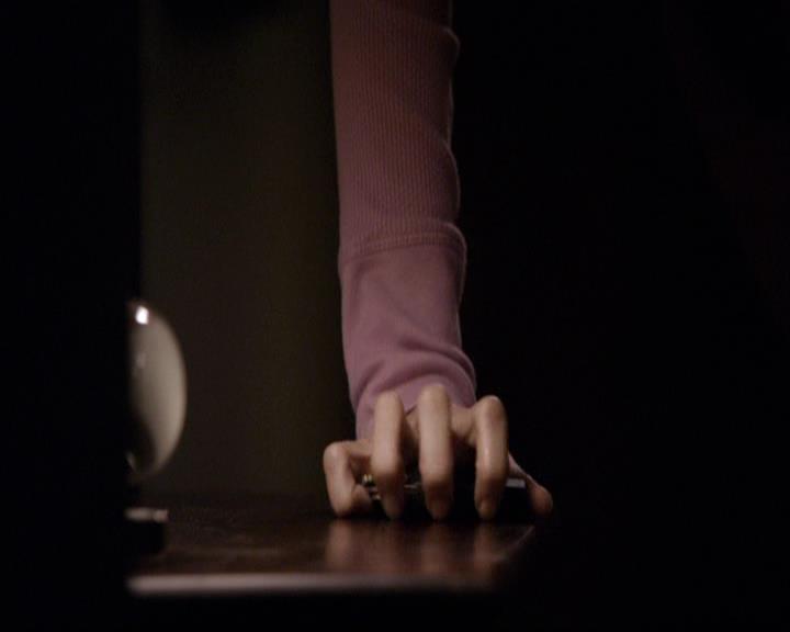 VampireDiariesWorld-dot-org_2x07Masquerade0931.jpg