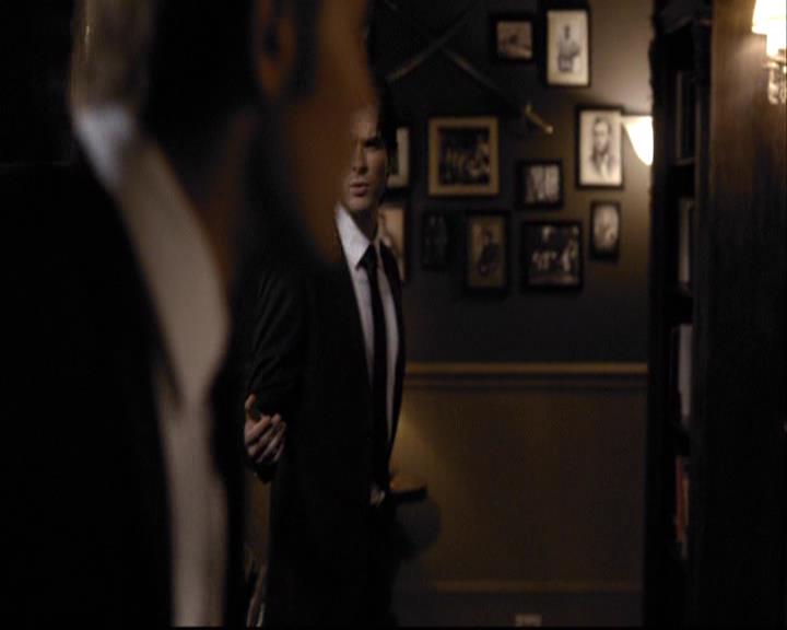 VampireDiariesWorld-dot-org_2x07Masquerade0952.jpg