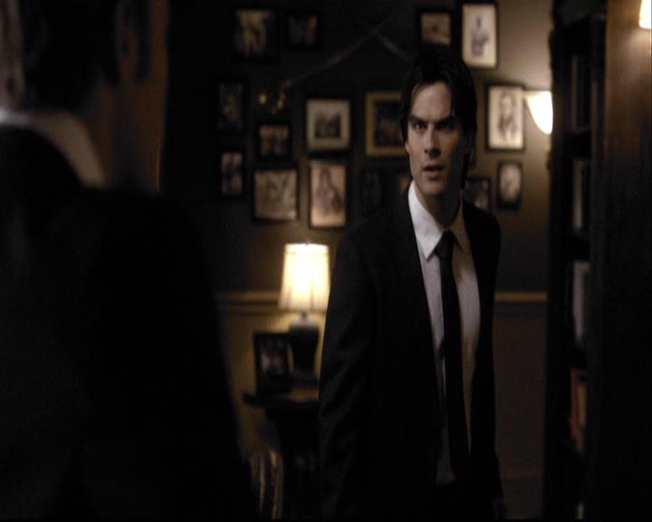 VampireDiariesWorld-dot-org_2x07Masquerade0954.jpg