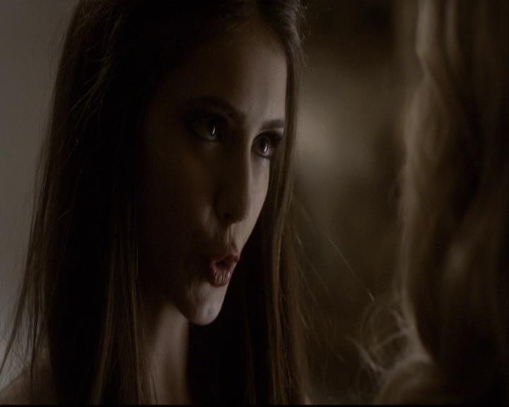 VampireDiariesWorld-dot-org_2x07Masquerade1128.jpg