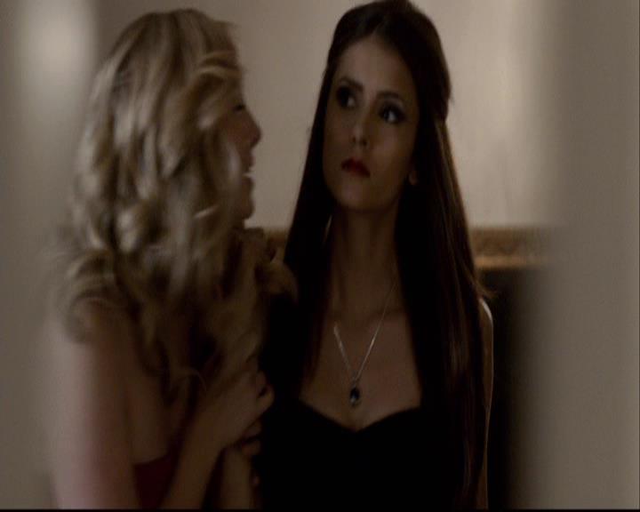 VampireDiariesWorld-dot-org_2x07Masquerade1157.jpg