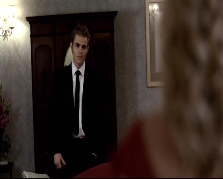 VampireDiariesWorld-dot-org_2x07Masquerade1193.jpg