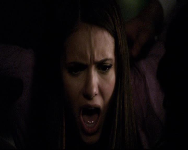 VampireDiariesWorld-dot-org_2x07Masquerade1220.jpg