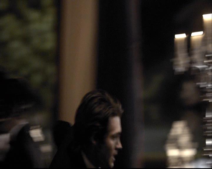 VampireDiariesWorld-dot-org_2x07Masquerade1242.jpg