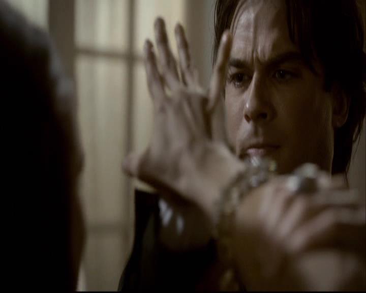 VampireDiariesWorld-dot-org_2x07Masquerade1271.jpg