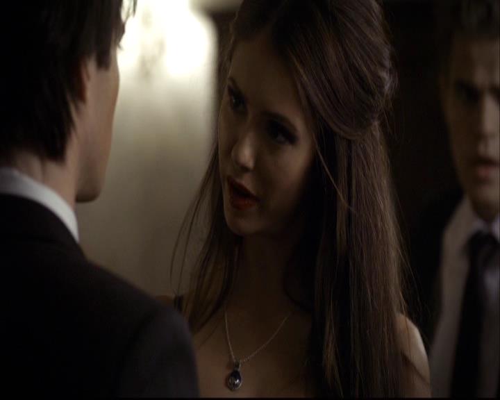 VampireDiariesWorld-dot-org_2x07Masquerade1294.jpg