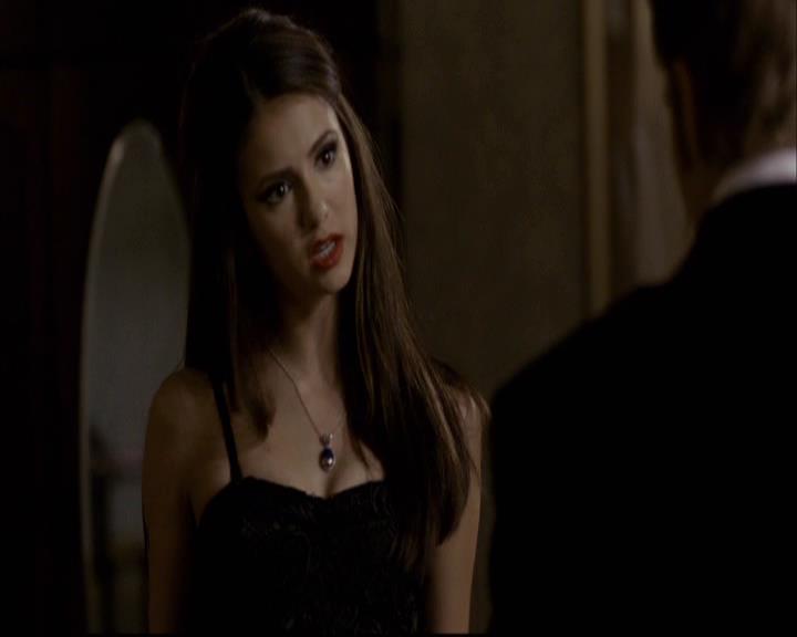 VampireDiariesWorld-dot-org_2x07Masquerade1302.jpg