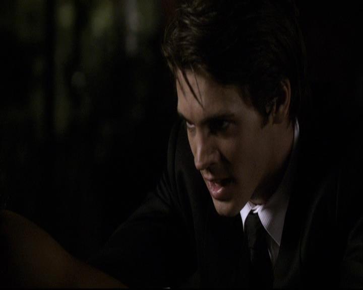 VampireDiariesWorld-dot-org_2x07Masquerade1343.jpg