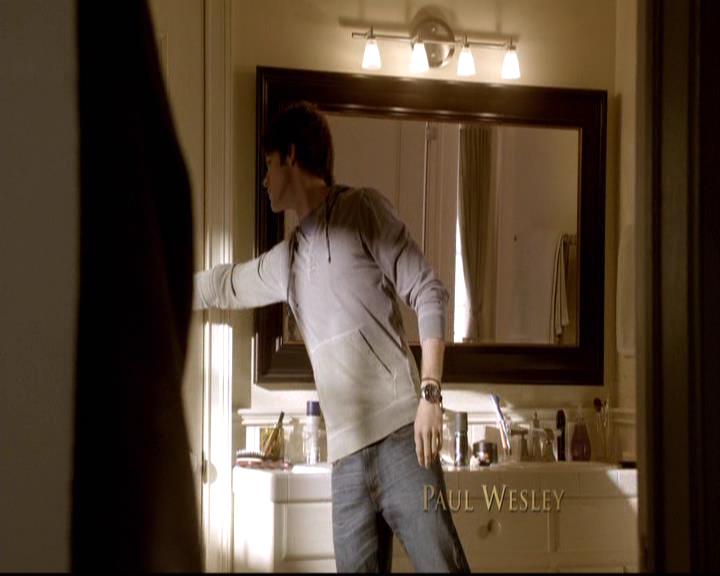 VampireDiariesWorld-dot-org_2x08Rose0092.jpg