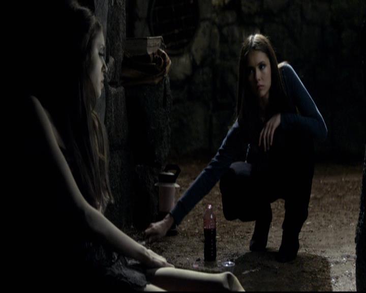 VampireDiariesWorld-dot-org_2x09Katerine0457.jpg