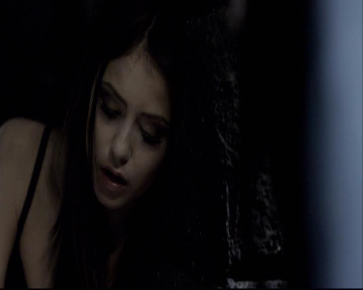 VampireDiariesWorld-dot-org_2x09Katerine0492.jpg