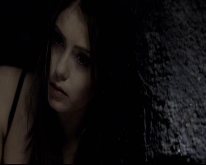 VampireDiariesWorld-dot-org_2x09Katerine0523.jpg