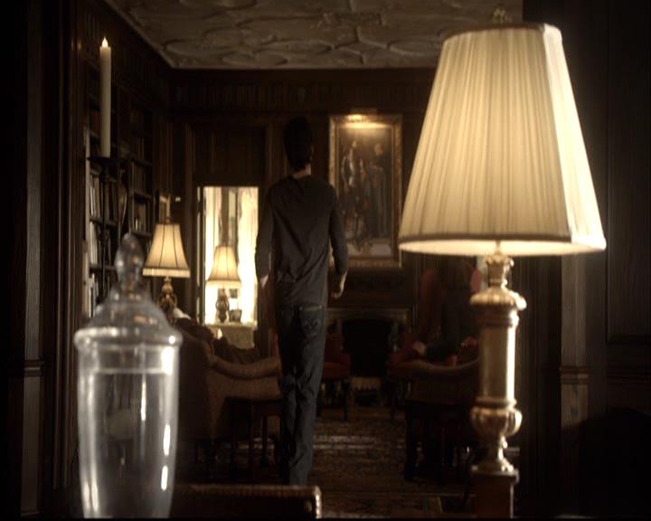 VampireDiariesWorld-dot-org_2x09Katerine0609.jpg