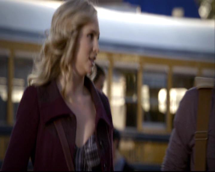 VampireDiariesWorld-dot-org_2x09Katerine0672.jpg