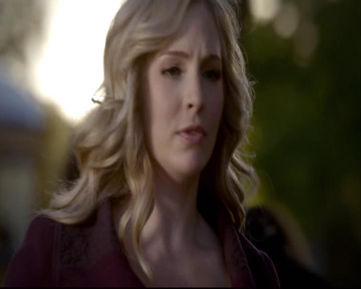 VampireDiariesWorld-dot-org_2x09Katerine0675.jpg