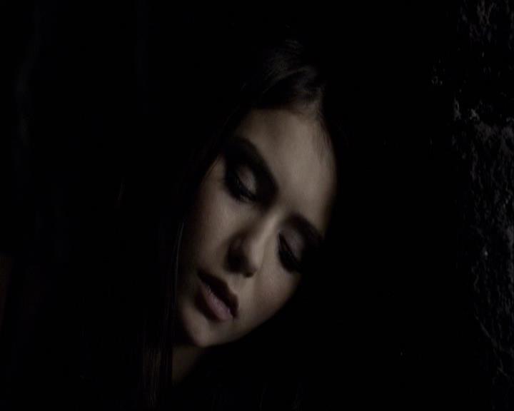 VampireDiariesWorld-dot-org_2x09Katerine0705.jpg