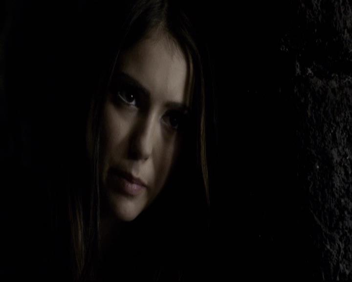 VampireDiariesWorld-dot-org_2x09Katerine0719.jpg