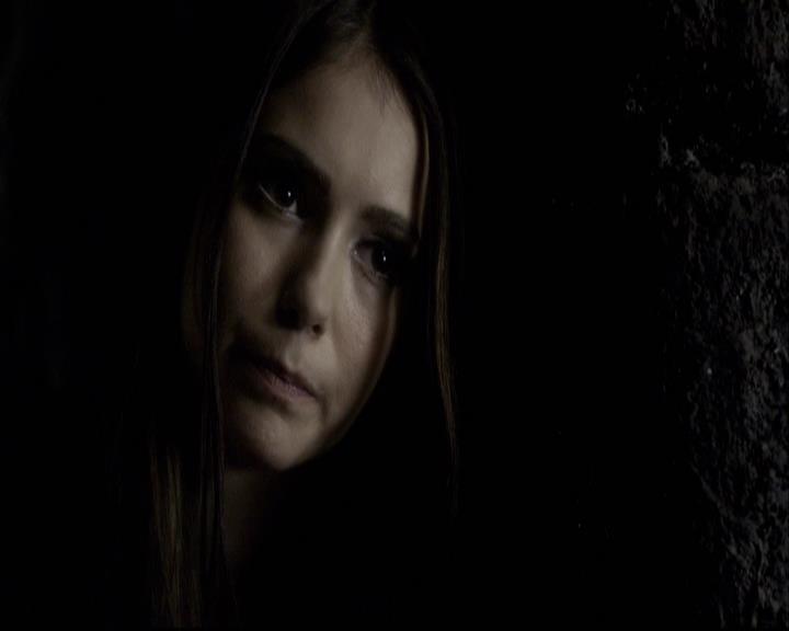 VampireDiariesWorld-dot-org_2x09Katerine0727.jpg