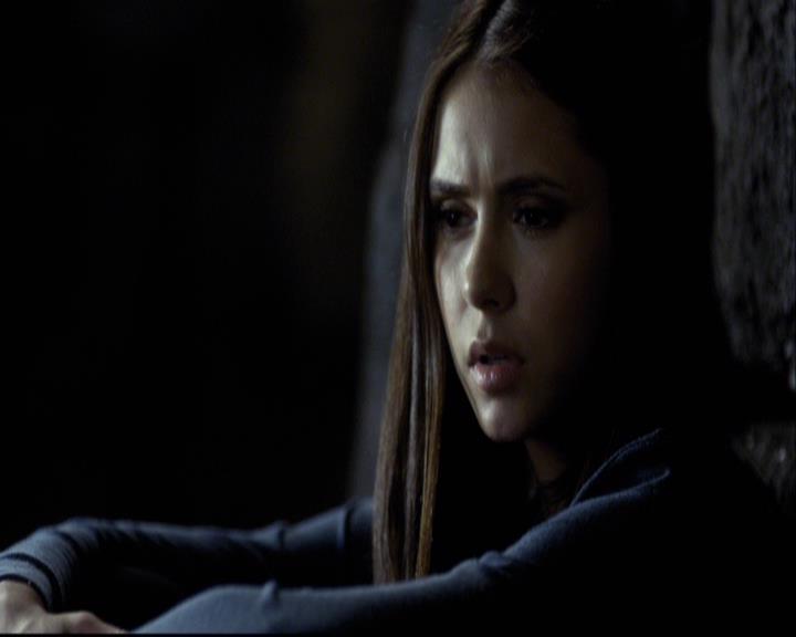 VampireDiariesWorld-dot-org_2x09Katerine0729.jpg