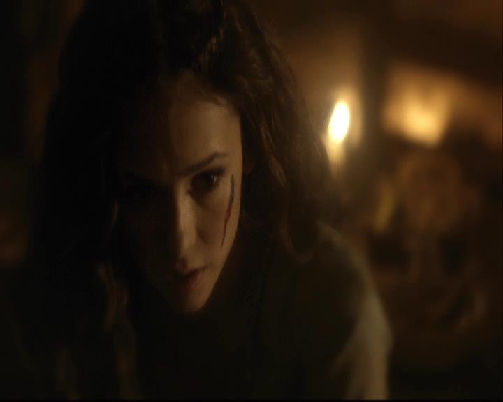 VampireDiariesWorld-dot-org_2x09Katerine0776.jpg