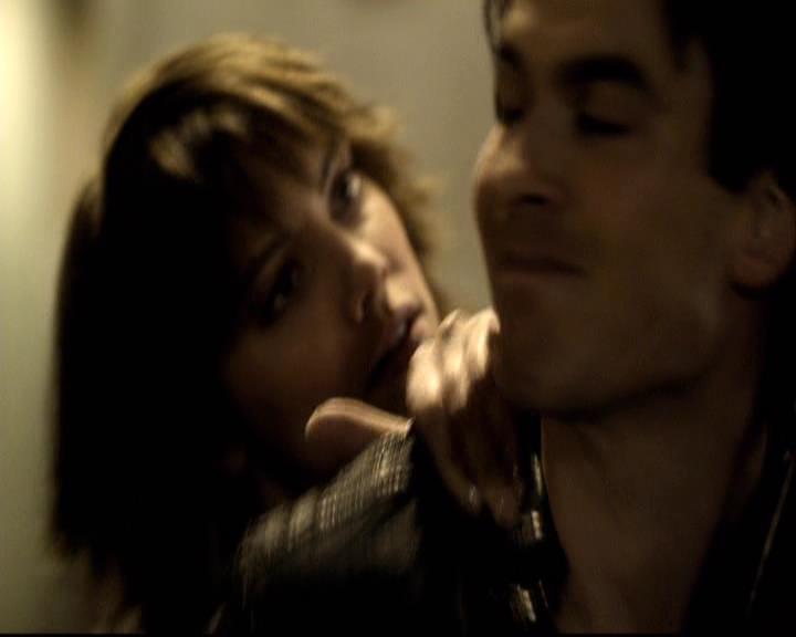 VampireDiariesWorld-dot-org_2x09Katerine0840.jpg