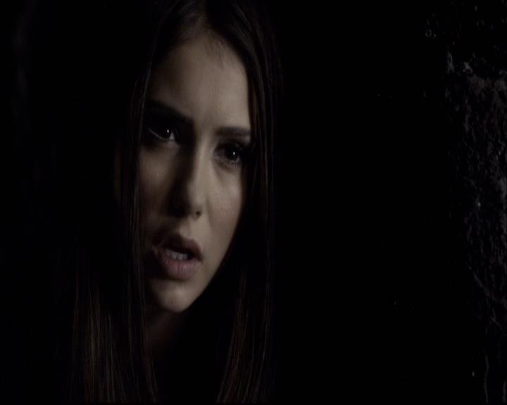 VampireDiariesWorld-dot-org_2x09Katerine0912.jpg