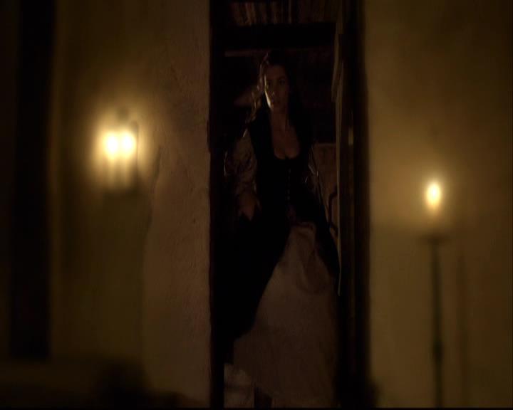 VampireDiariesWorld-dot-org_2x09Katerine0975.jpg