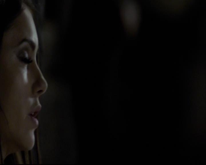 VampireDiariesWorld-dot-org_2x09Katerine0991.jpg