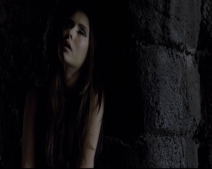 VampireDiariesWorld-dot-org_2x09Katerine0998.jpg