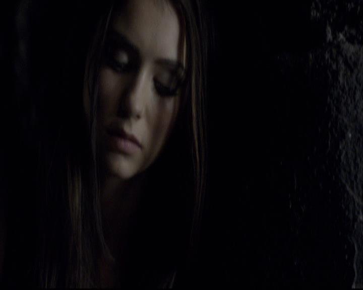 VampireDiariesWorld-dot-org_2x09Katerine1016.jpg