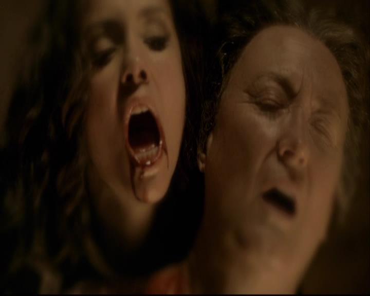 VampireDiariesWorld-dot-org_2x09Katerine1071.jpg