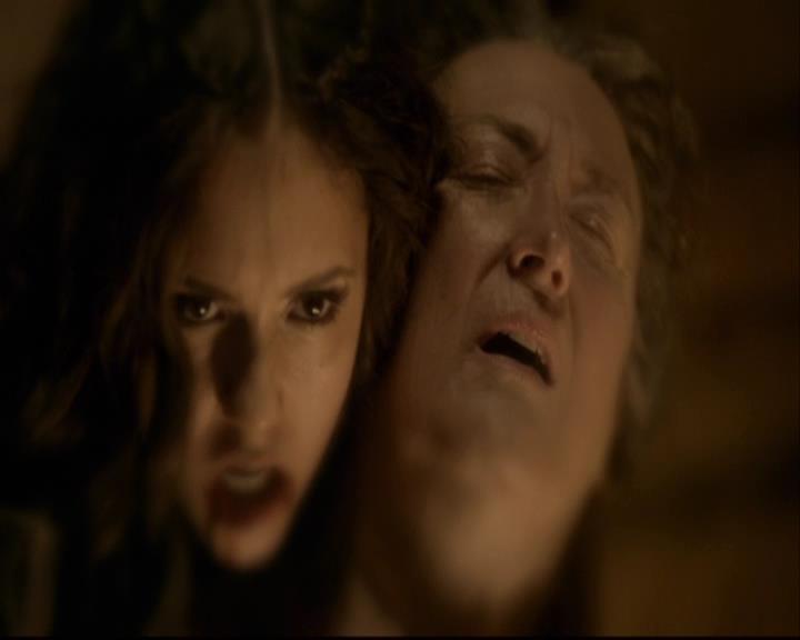 VampireDiariesWorld-dot-org_2x09Katerine1072.jpg