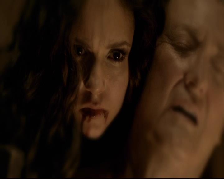 VampireDiariesWorld-dot-org_2x09Katerine1075.jpg