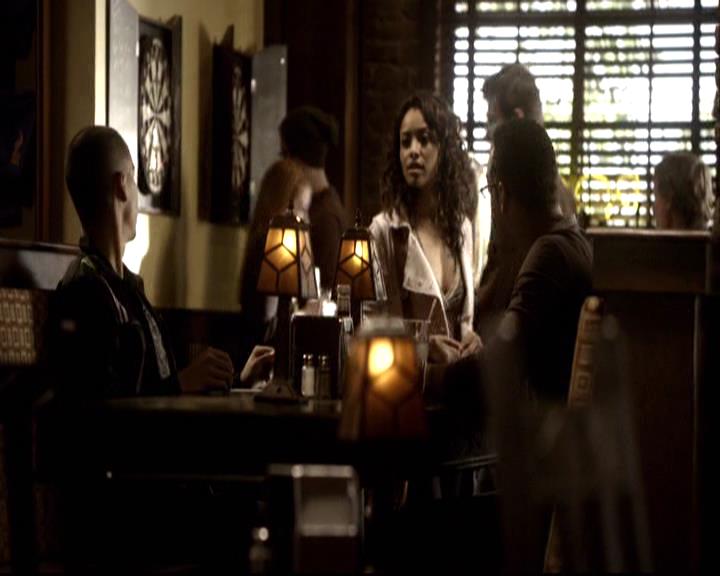 VampireDiariesWorld-dot-org_2x09Katerine1185.jpg