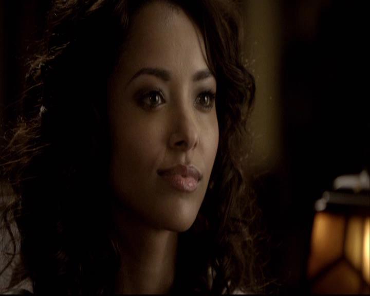 VampireDiariesWorld-dot-org_2x09Katerine1228.jpg