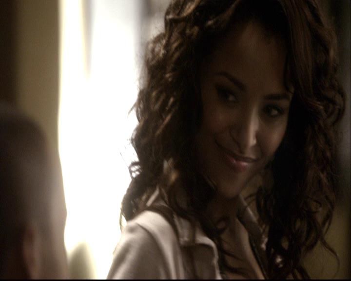 VampireDiariesWorld-dot-org_2x09Katerine1248.jpg