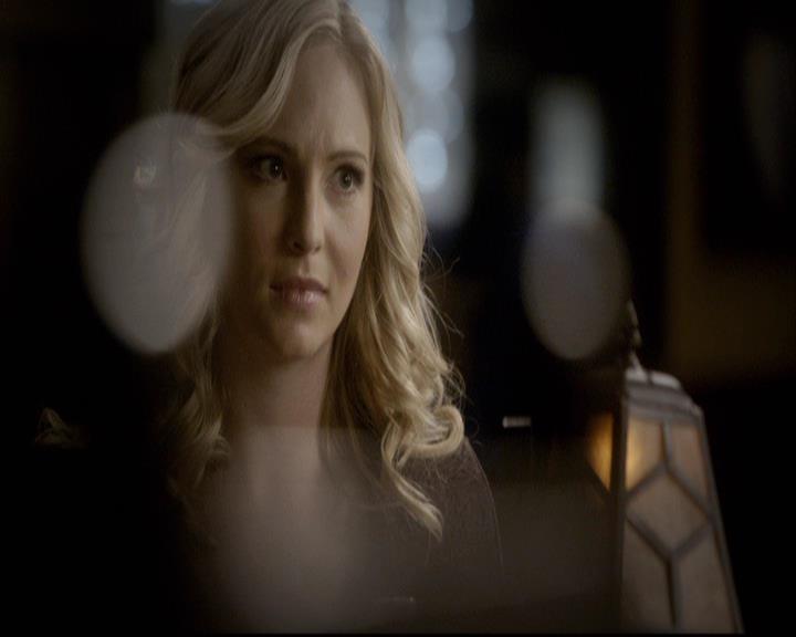 VampireDiariesWorld-dot-org_2x09Katerine1389.jpg