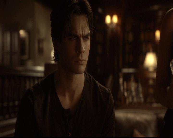 VampireDiariesWorld-dot-org_2x09Katerine1942.jpg