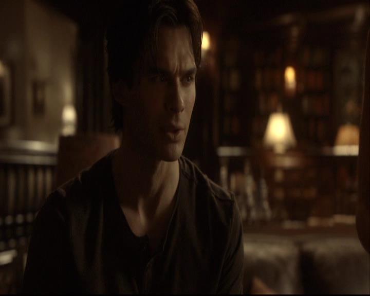 VampireDiariesWorld-dot-org_2x09Katerine1943.jpg