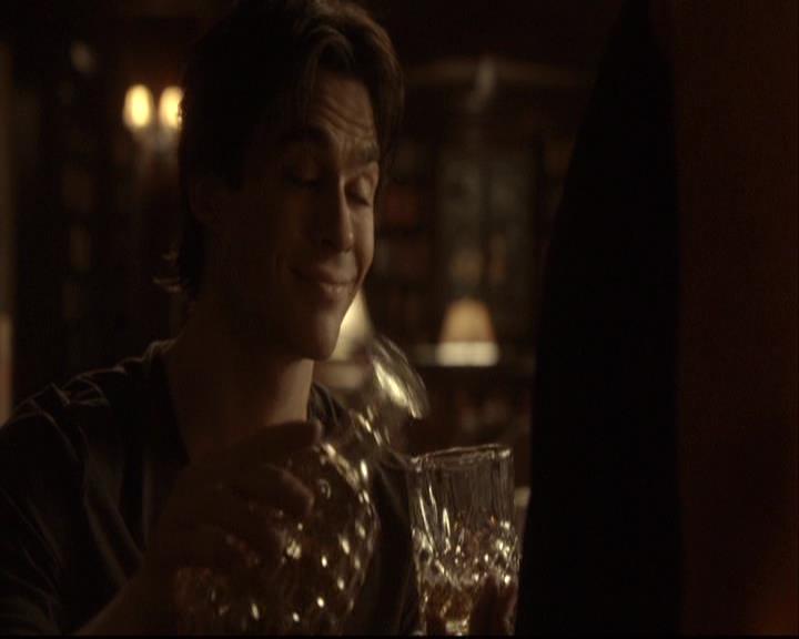 VampireDiariesWorld-dot-org_2x09Katerine1954.jpg