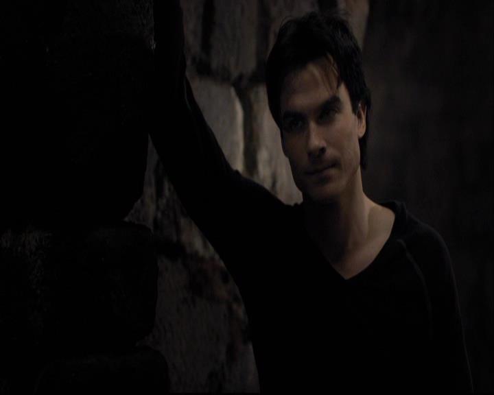 VampireDiariesWorld-dot-org_2x10TheSacrifce0183.jpg