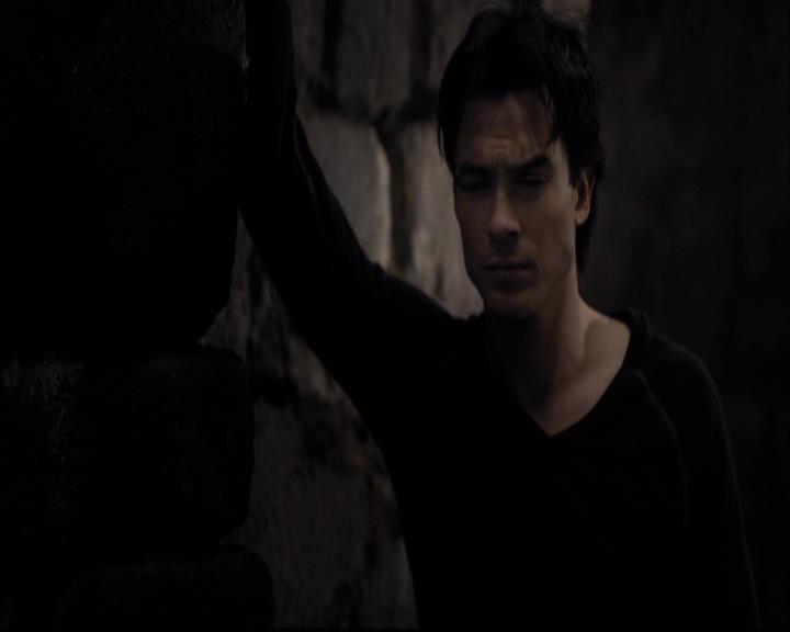 VampireDiariesWorld-dot-org_2x10TheSacrifce0193.jpg