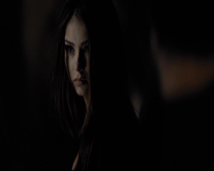 VampireDiariesWorld-dot-org_2x10TheSacrifce0216.jpg